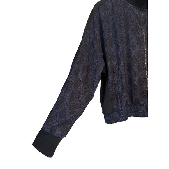 Athleta Women's Full Zip Brooklyn Track Bomber Printed Jacket Size L Multi NWT - Picture 4 of 10